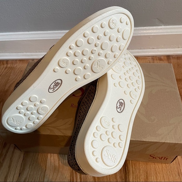 Sofft slip on sneakers - Picture 4 of 6